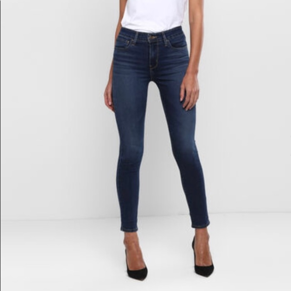 NWT Levi’s 721 High Rise Skinny Jeans